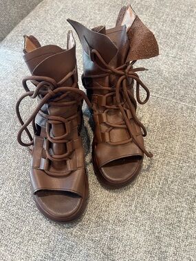 Brown Lace-Up Open-Toe Women's Sandal booties
